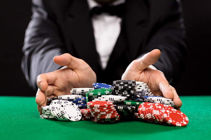 Exploring the Live Dealer Options at EUBET Online Casino